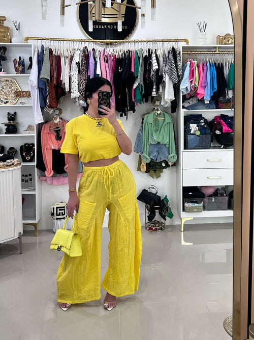 Yellow pant