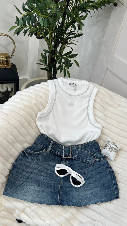 White top casual
