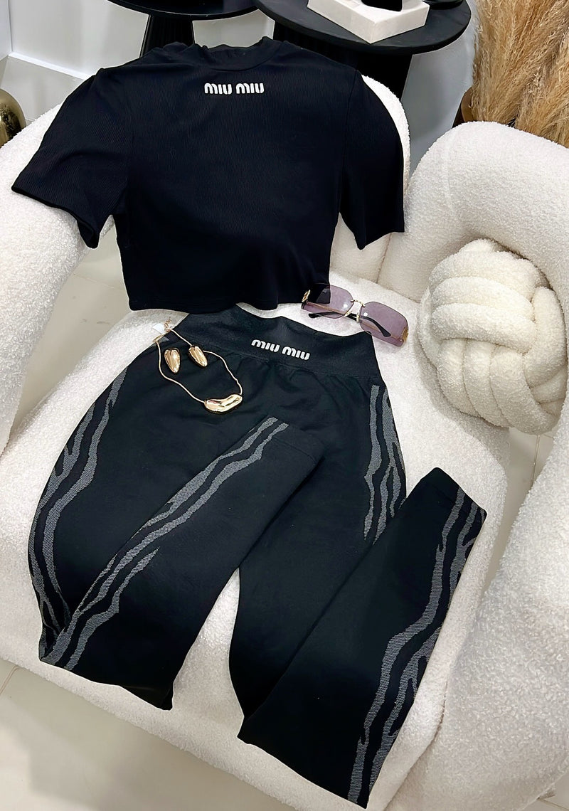Black leggings set