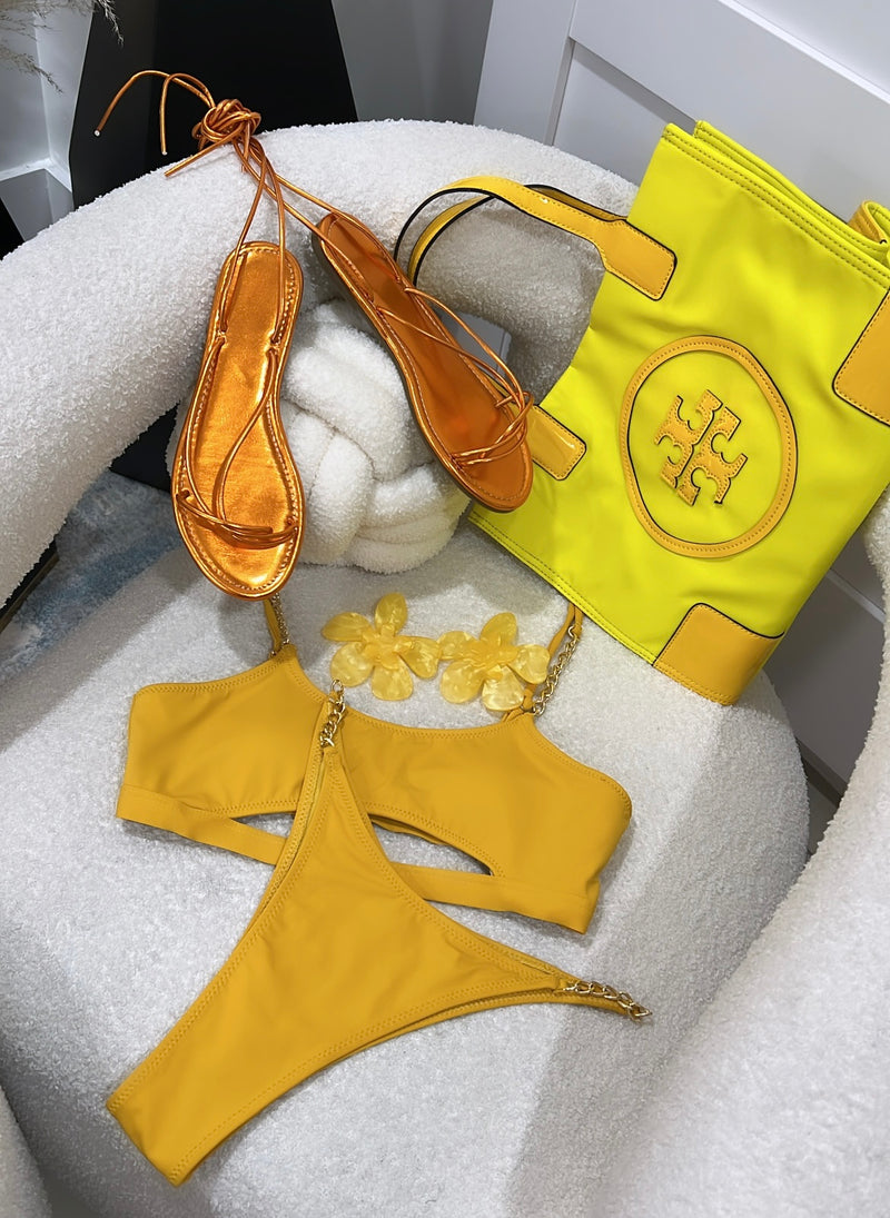 Sexy bikini