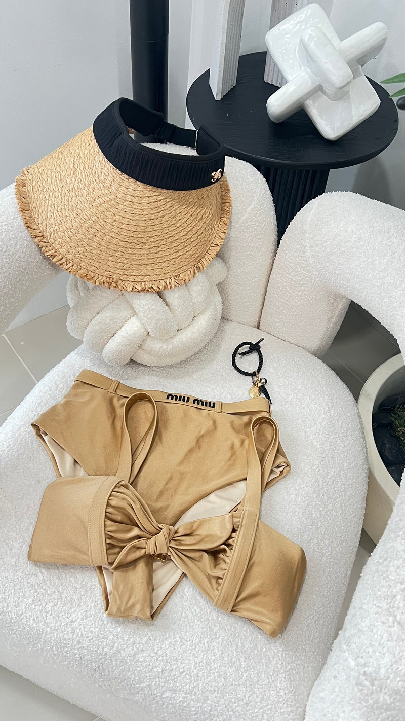 Fashion hat