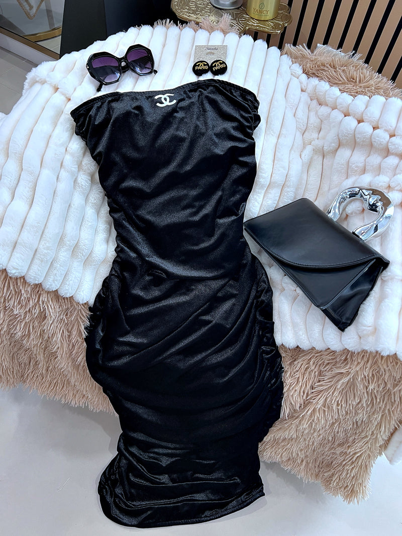 Elegant midi dress